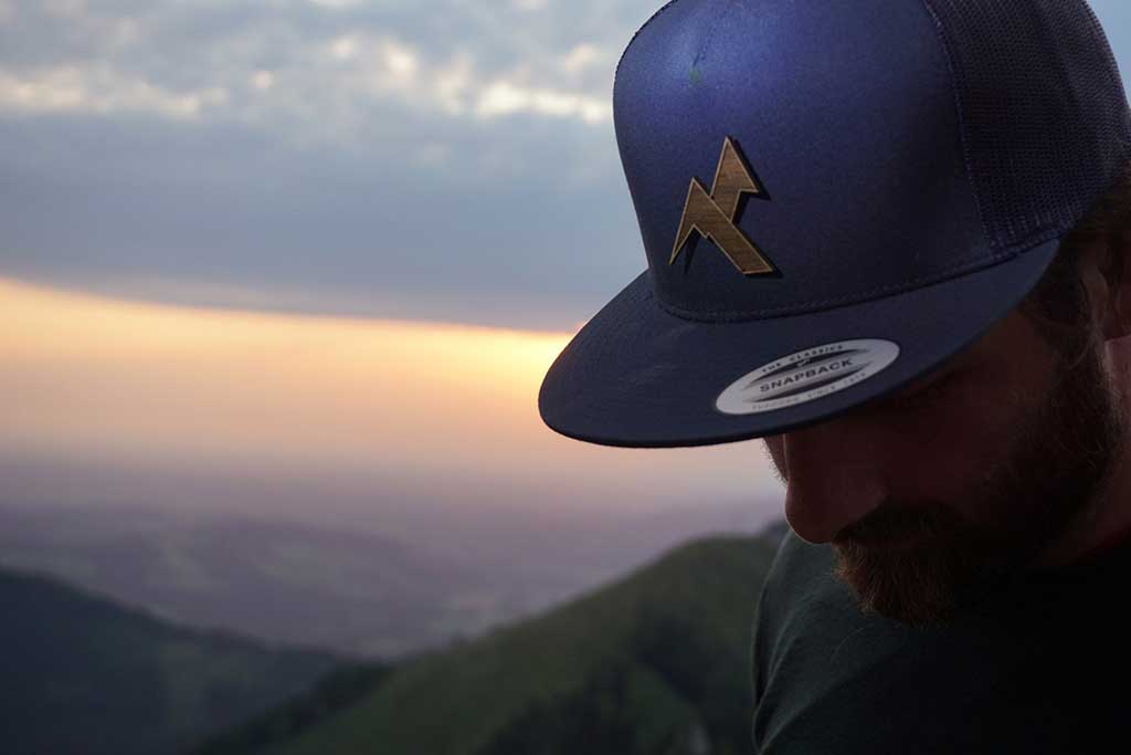 Airtime KRXLN Snapback Cap Mesh - Wood Cap - Wooden Emblem