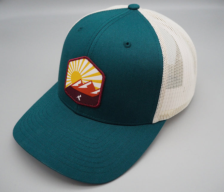 Snapback Caps mit Sticklogo